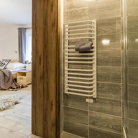 Pokoje I Olivia Apartmán *